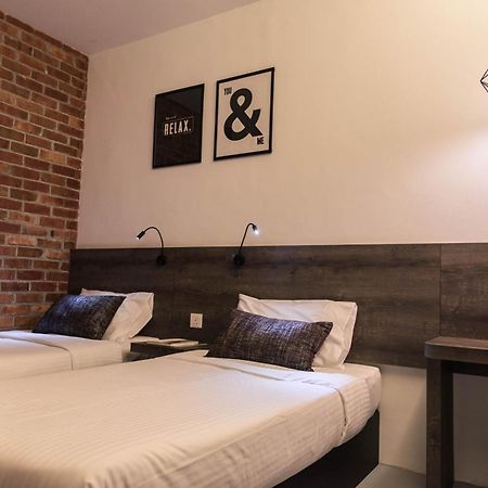 Mixx Express Hotel Sunway Petaling Jaya Zimmer foto